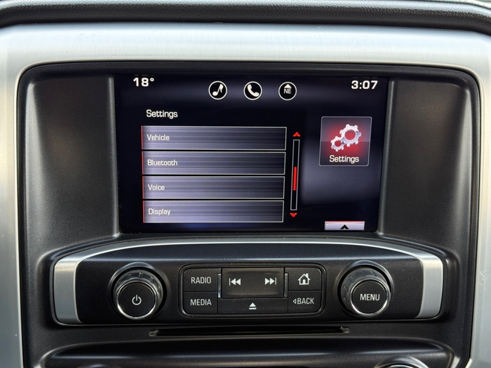 2015 GMC Sierra 2500HD SLT, 39328, Photo