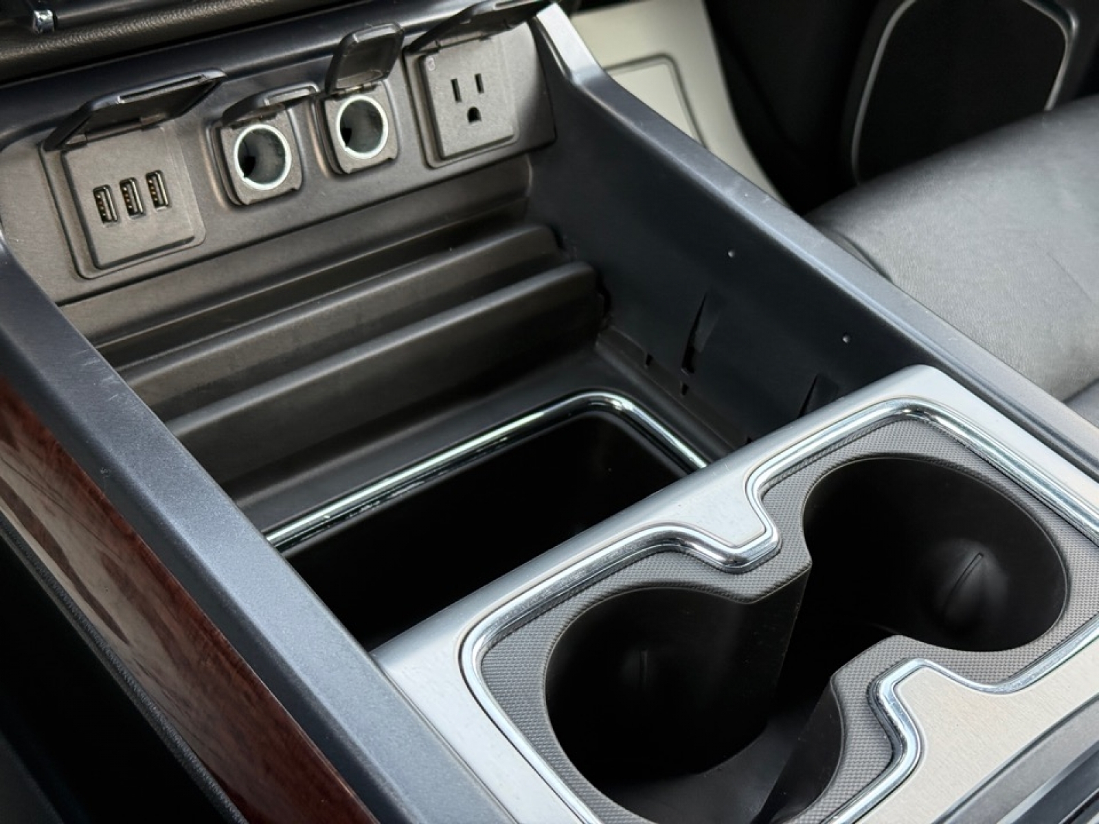 2015 GMC Sierra 2500HD SLT, 39328, Photo