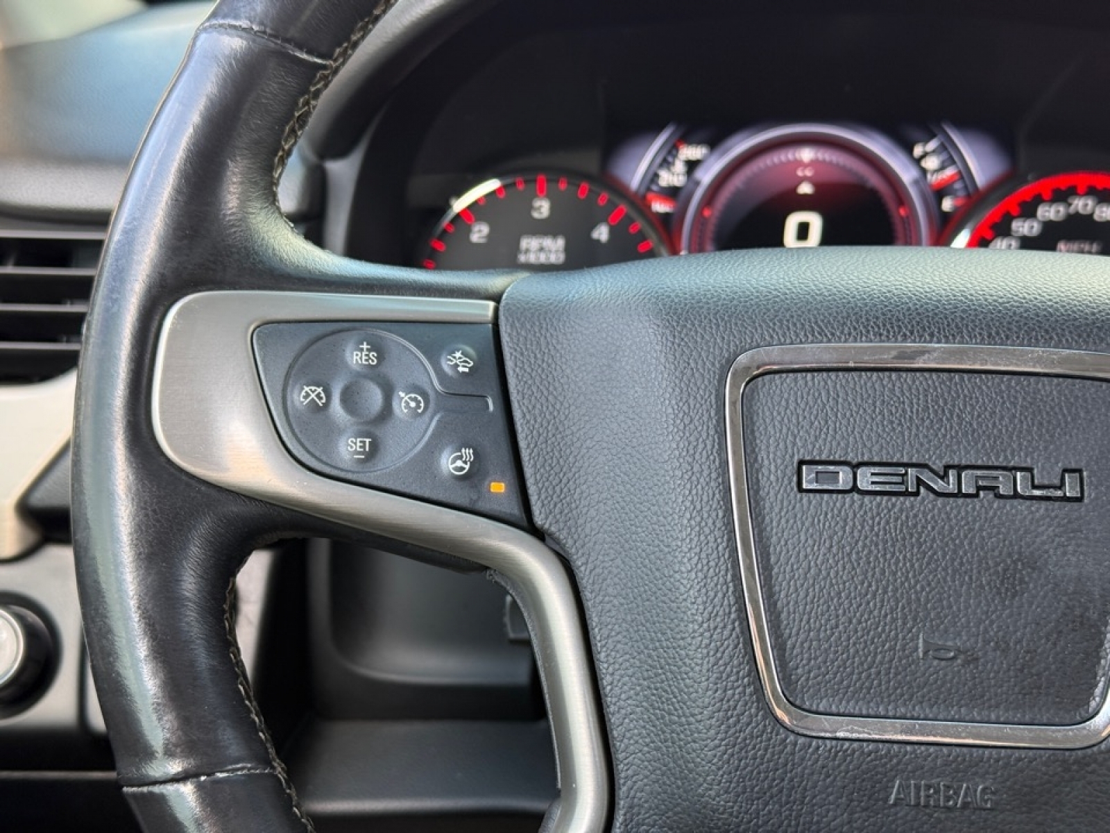 2015 GMC Yukon Denali, 39195A, Photo