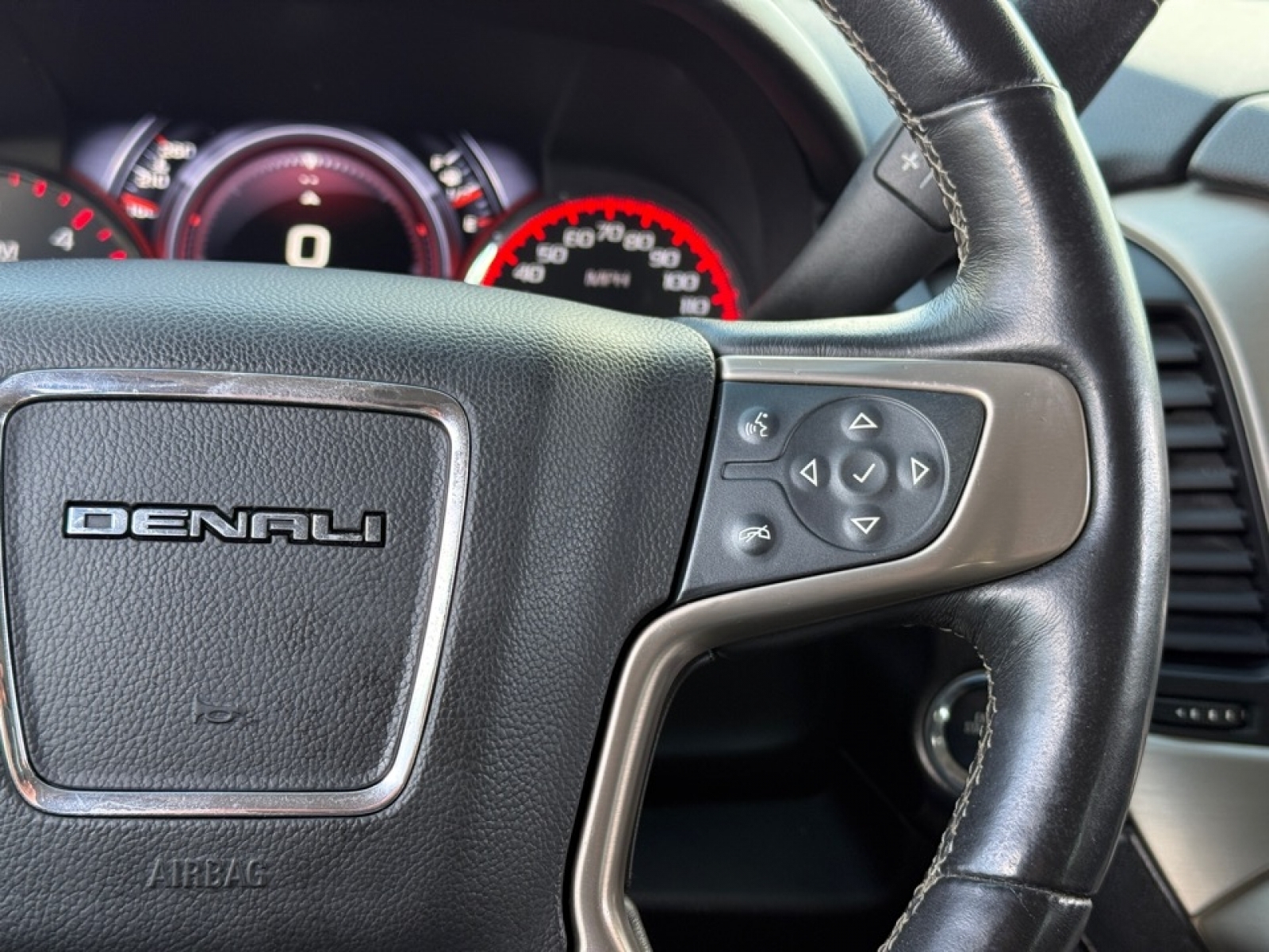 2015 GMC Yukon Denali, 39195A, Photo