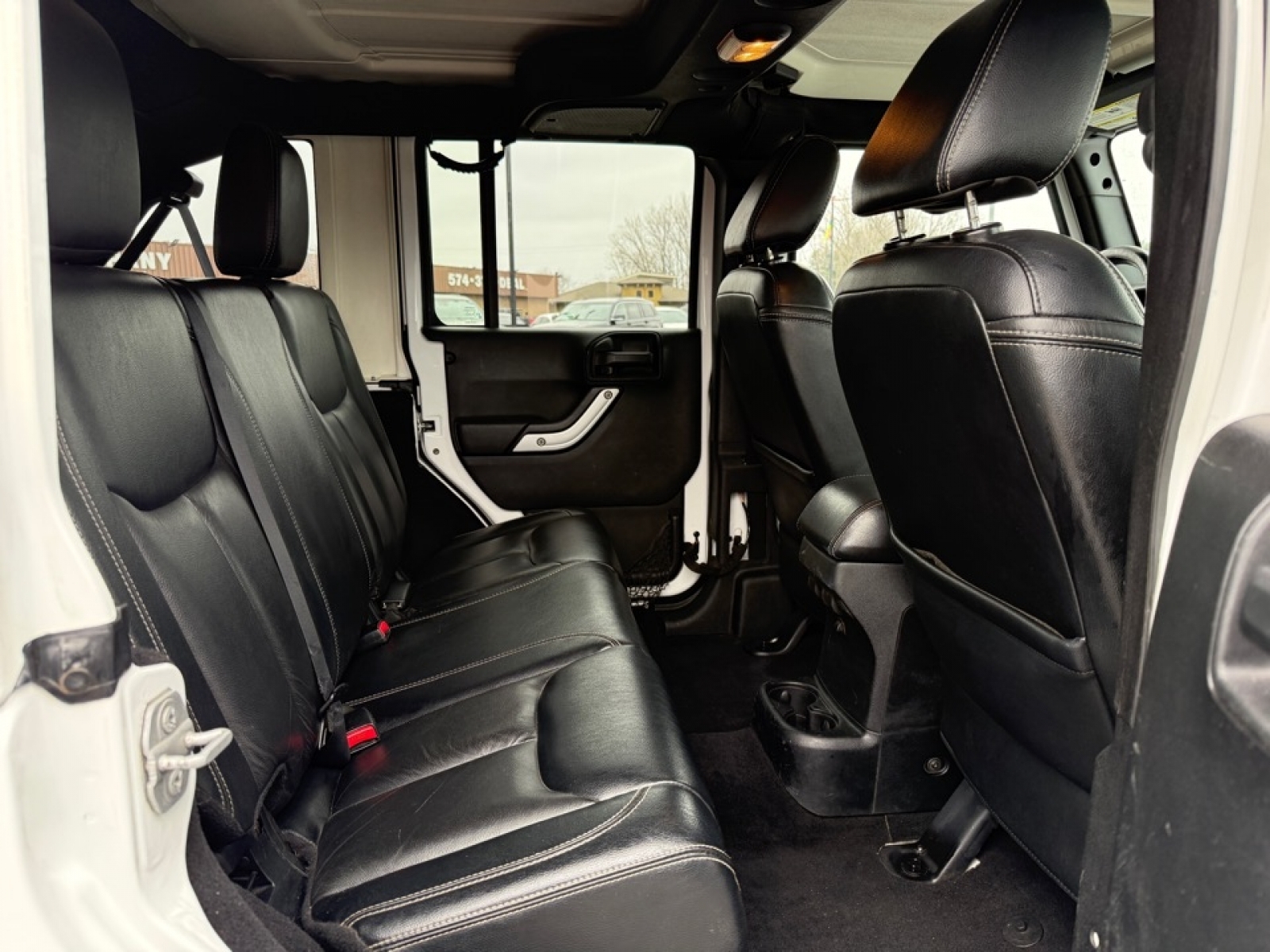 2015 Jeep Wrangler Unlimited Rubicon Hard Rock, 38611B, Photo