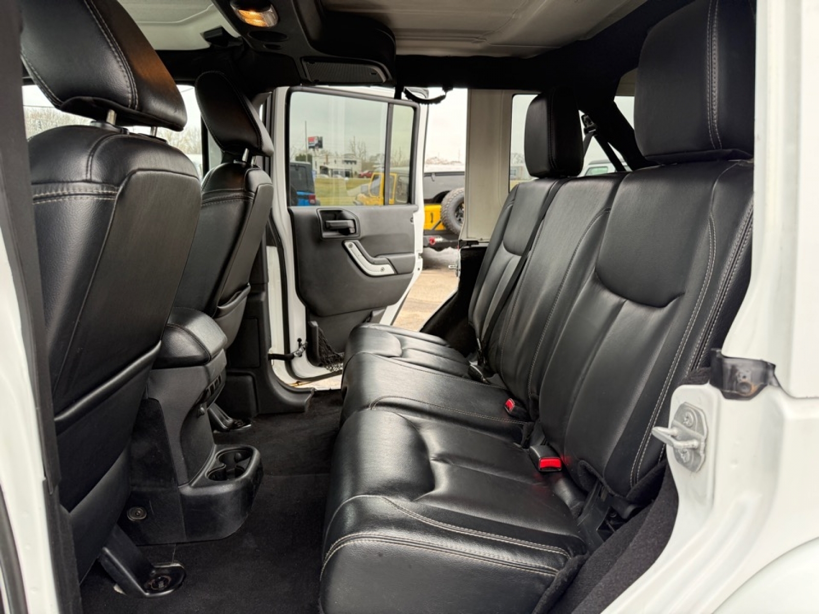 2015 Jeep Wrangler Unlimited Rubicon Hard Rock, 38611B, Photo