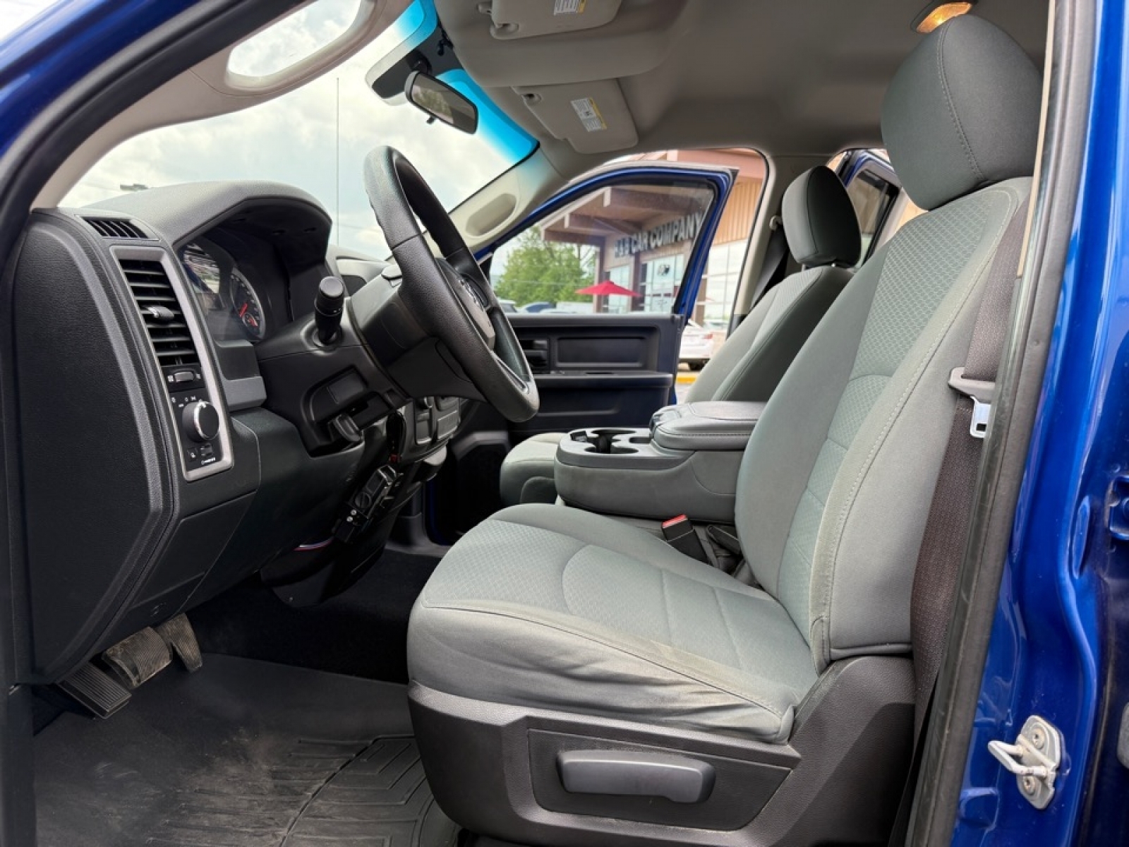 2015 Ram 1500 ST photo 10