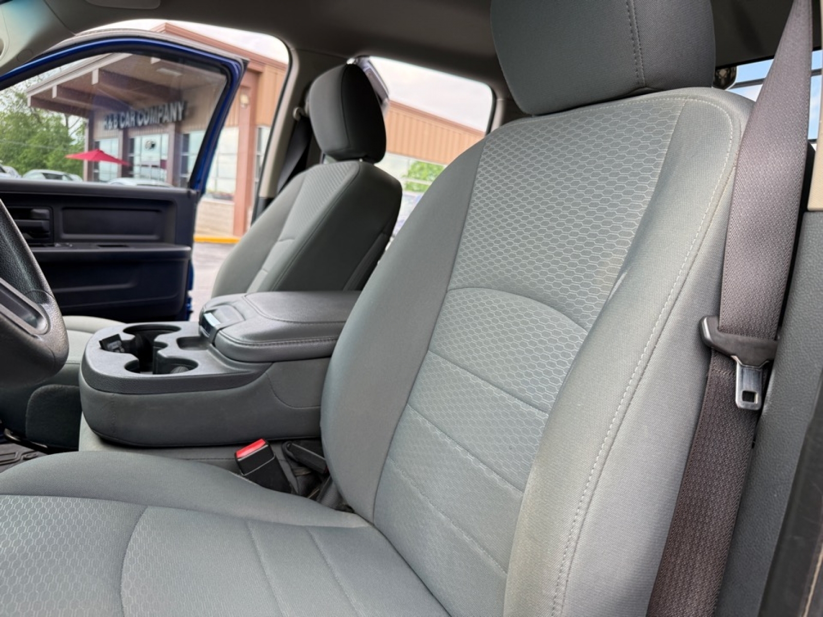 2015 Ram 1500 ST photo 16