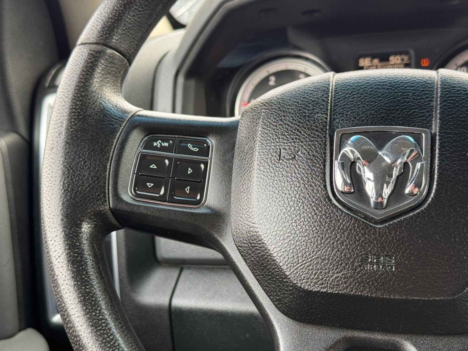 2015 Ram 1500 SLT, 39226A, Photo