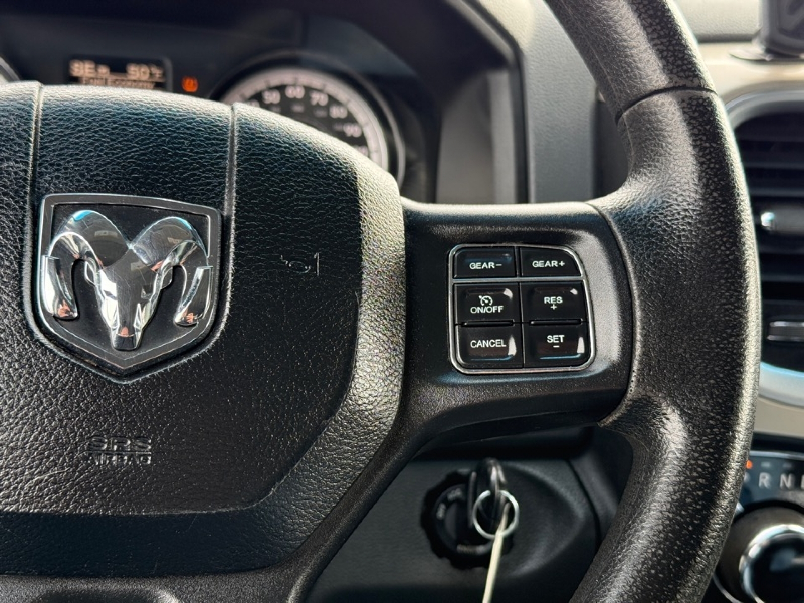 2015 Ram 1500 SLT, 39226A, Photo