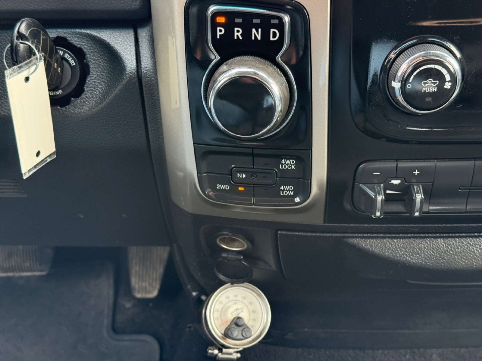 2015 Ram 1500 SLT, 39226A, Photo