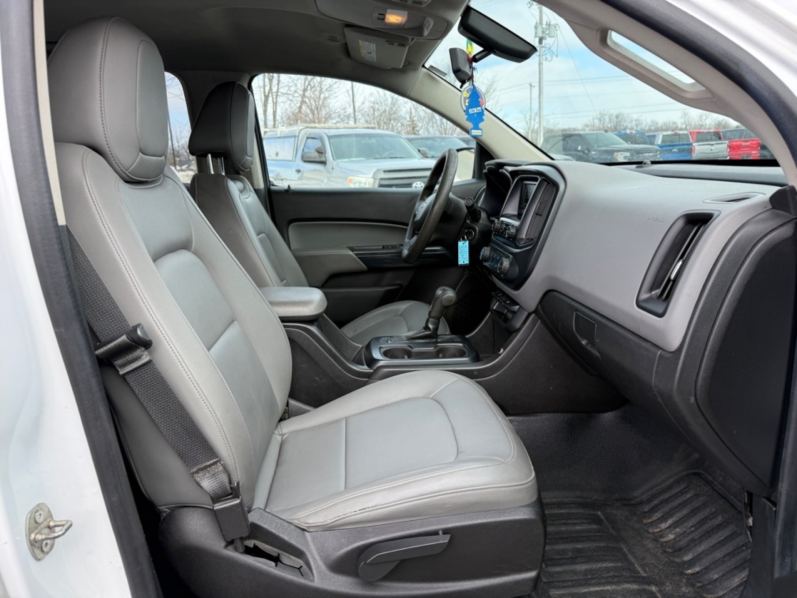 2016 Chevrolet Colorado WT, 39457, Photo