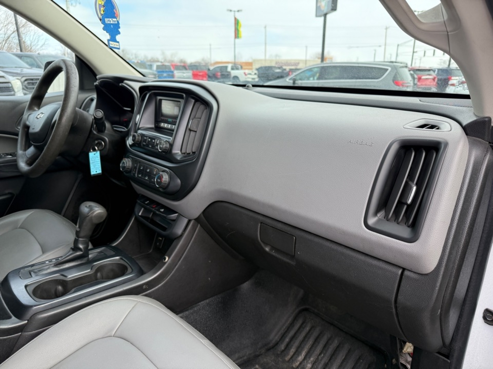 2016 Chevrolet Colorado WT, 39457, Photo