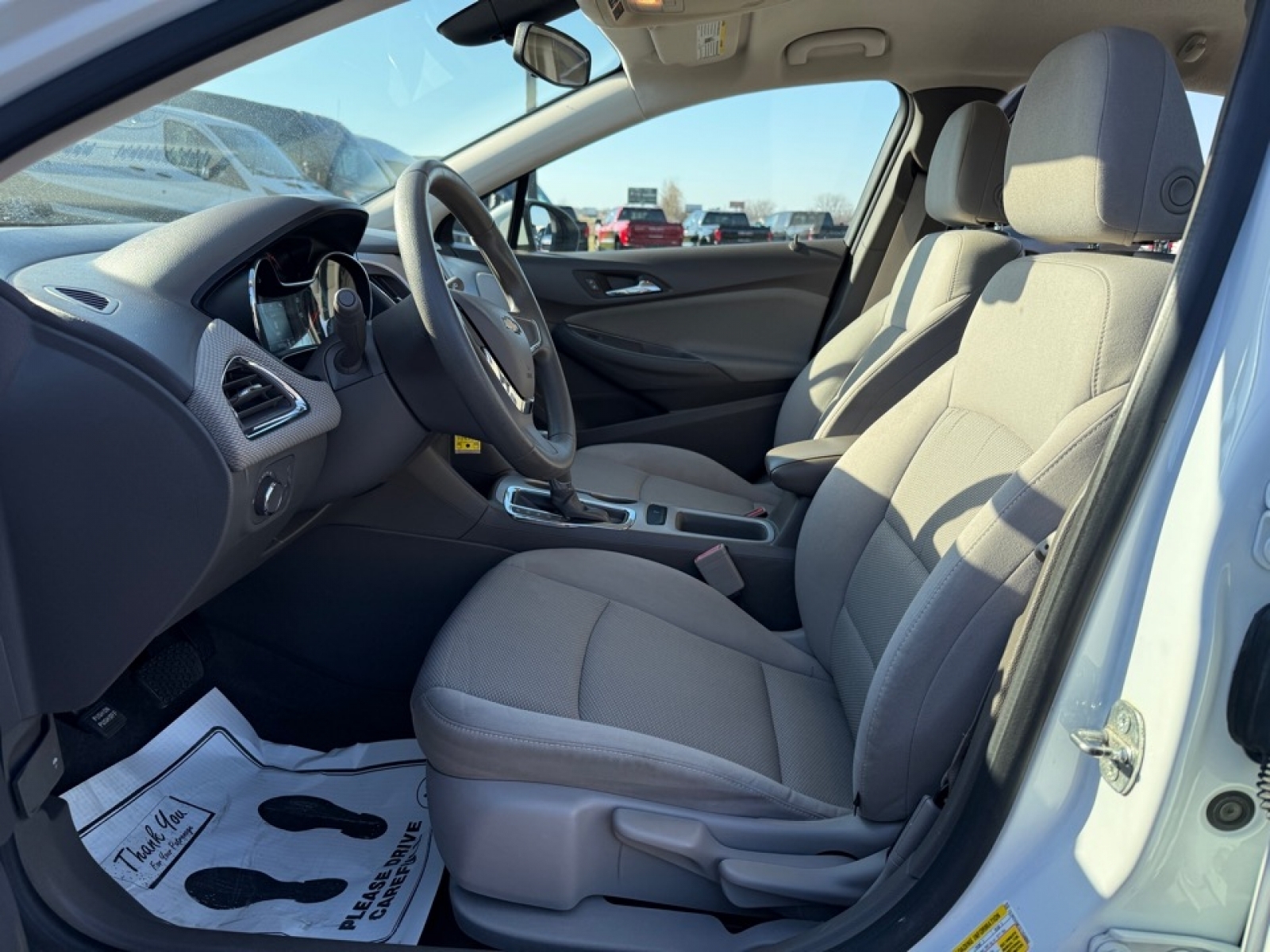 2016 Chevrolet Cruze LS Auto, 39192, Photo