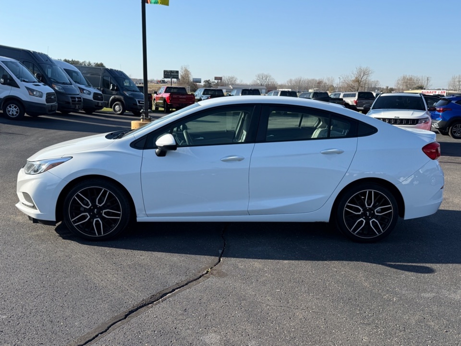 2016 Chevrolet Cruze LS Auto, 39192, Photo