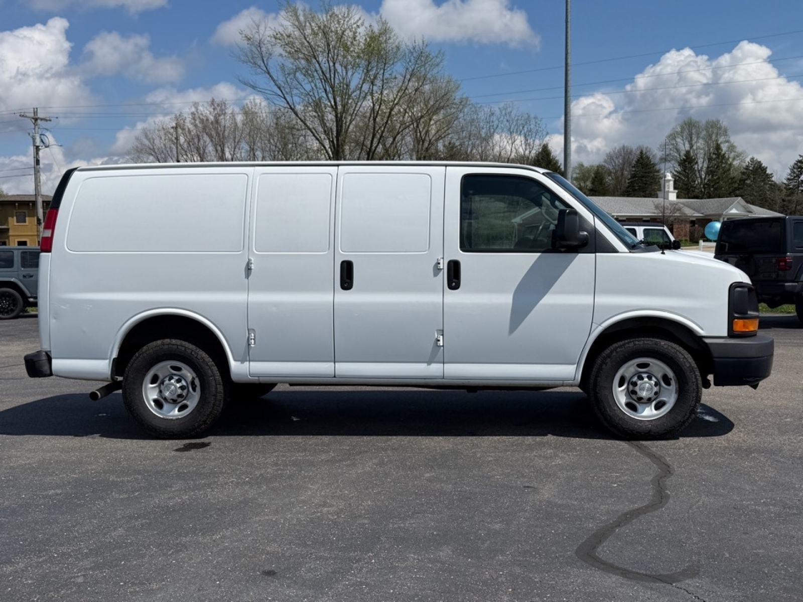 2016 Chevrolet Express 2500 Work Van, 39753, Photo