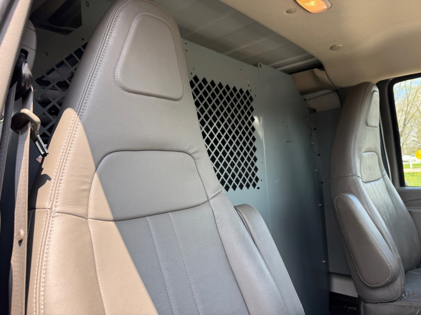 2016 Chevrolet Express 2500 Work Van, 39753, Photo