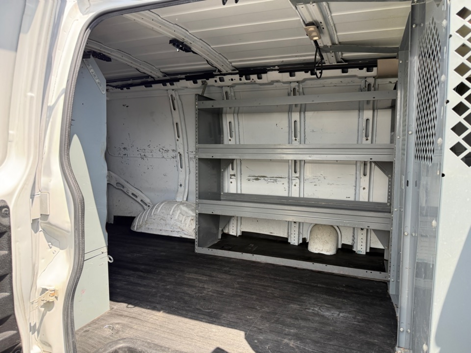 2016 Chevrolet Express 2500 Work Van, 39753, Photo