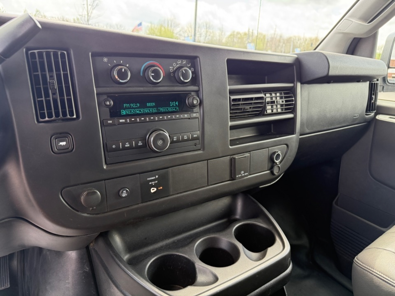 2016 Chevrolet Express 2500 Work Van, 39753, Photo