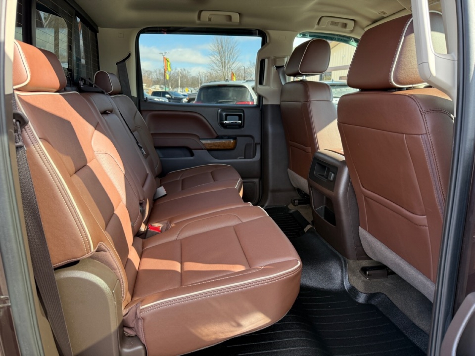 2016 Chevrolet Silverado 1500 High Country, 39493, Photo