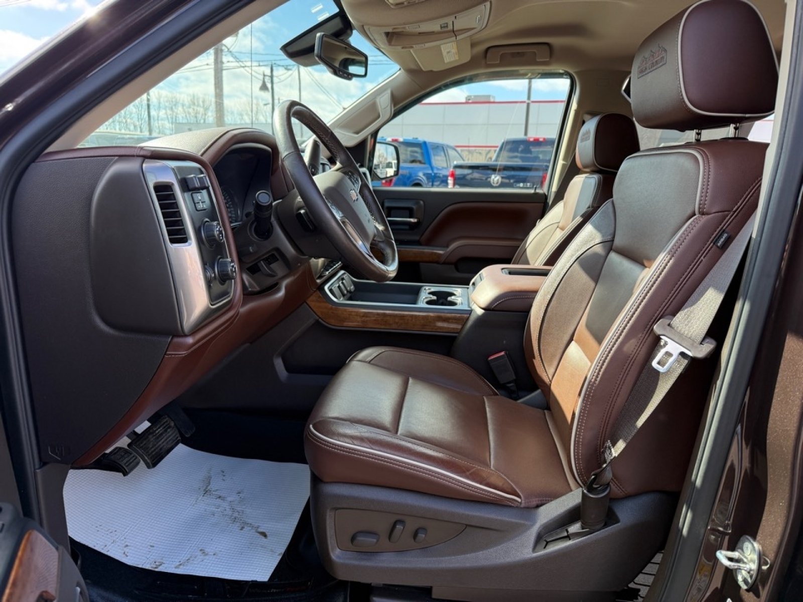 2016 Chevrolet Silverado 1500 High Country, 39493, Photo