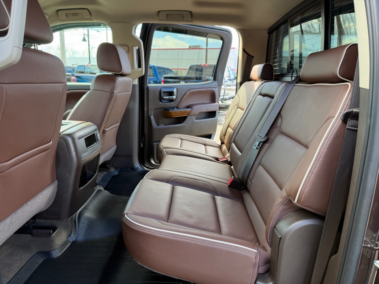 2016 Chevrolet Silverado 1500 High Country, 39493, Photo