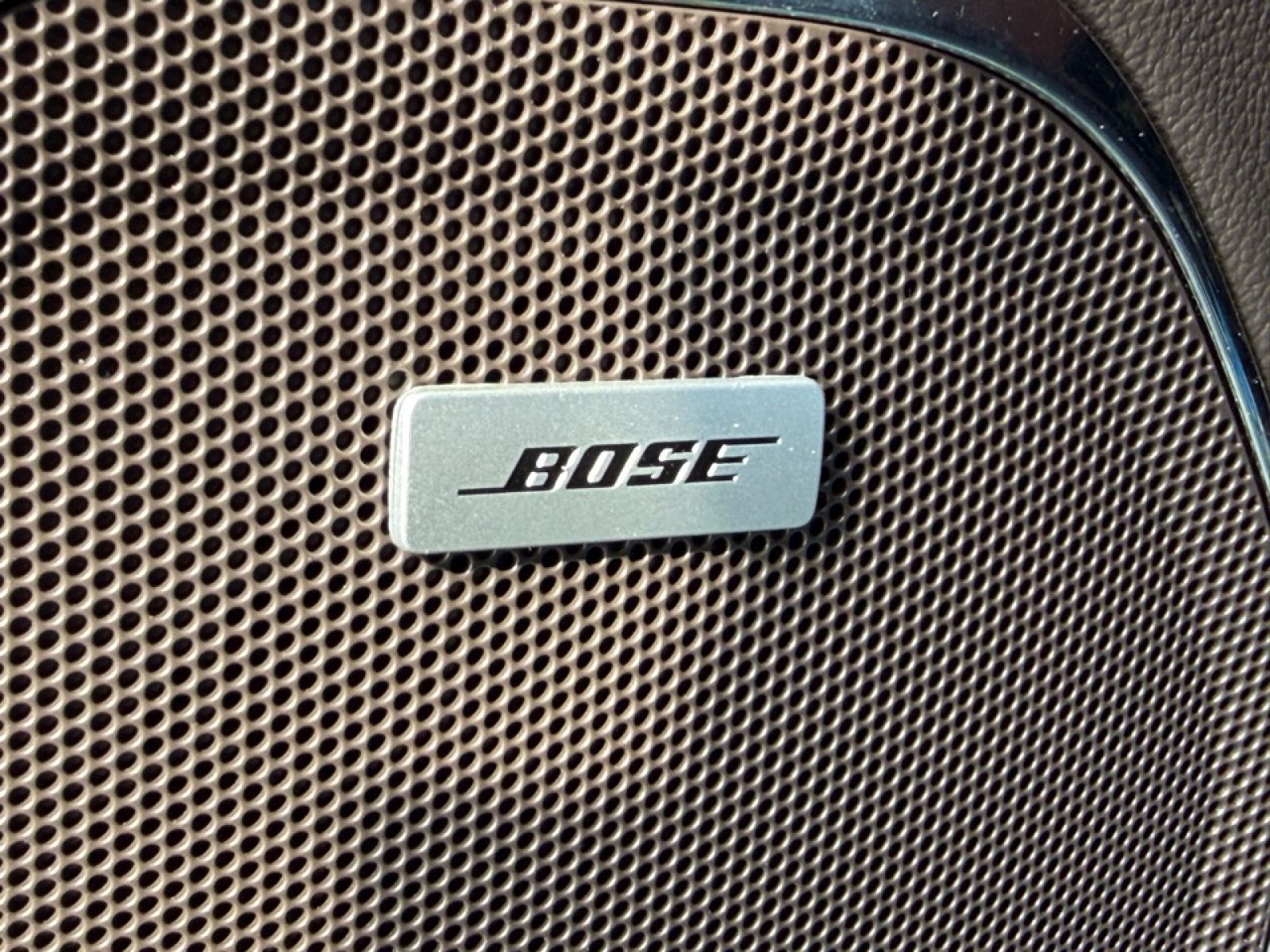 2016 Chevrolet Silverado 1500 High Country, 39493, Photo