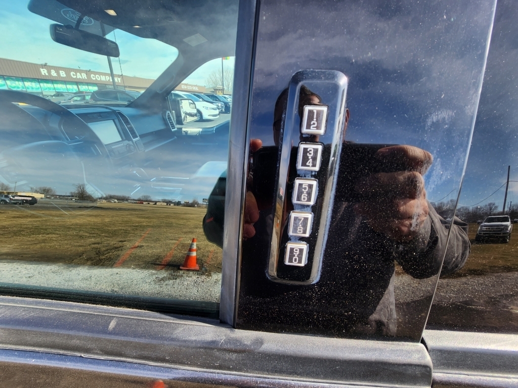 2016 Ford F-150 XLT, 35155, Photo