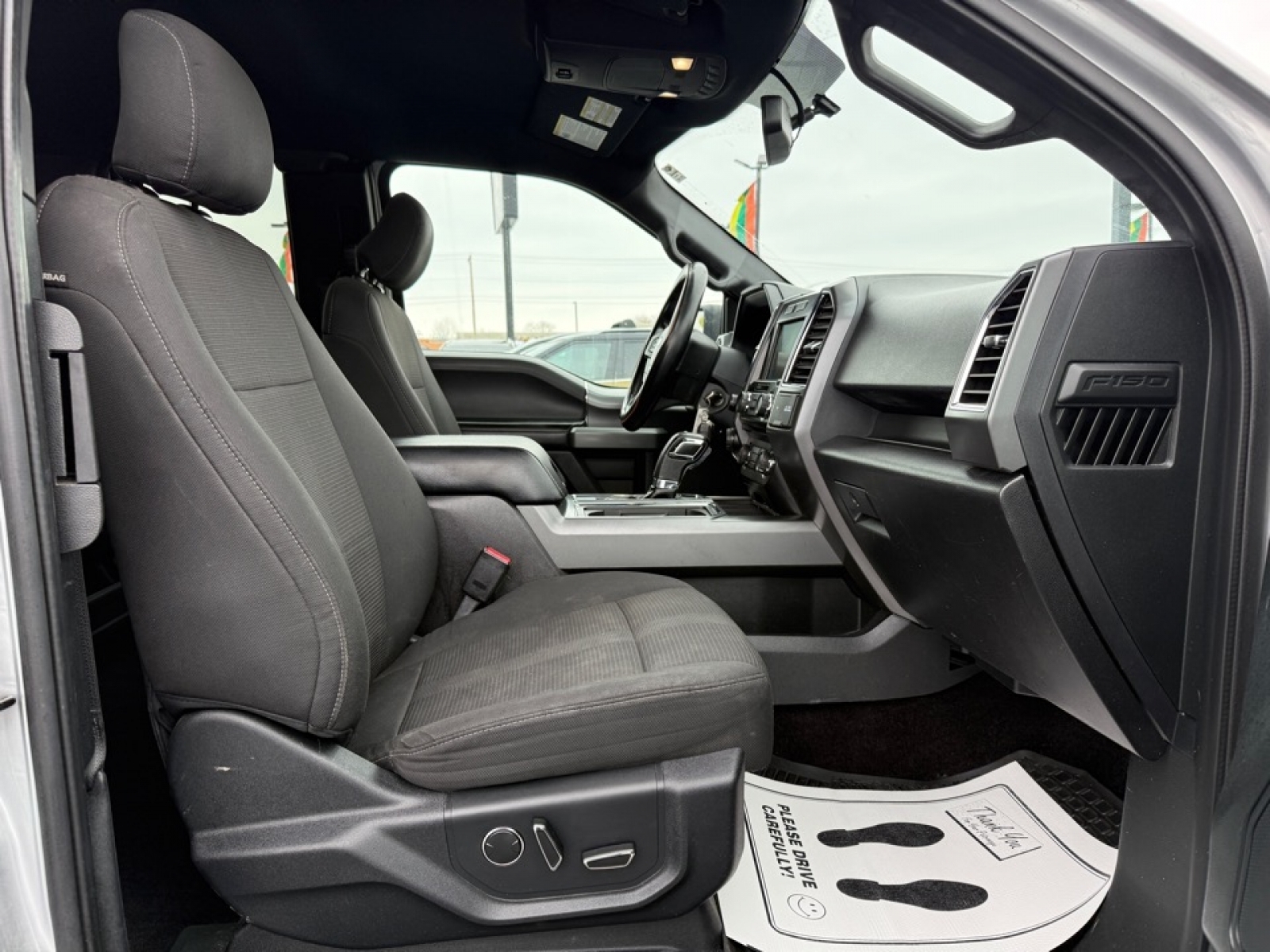 2016 Ford F-150 XLT, 38446Y, Photo