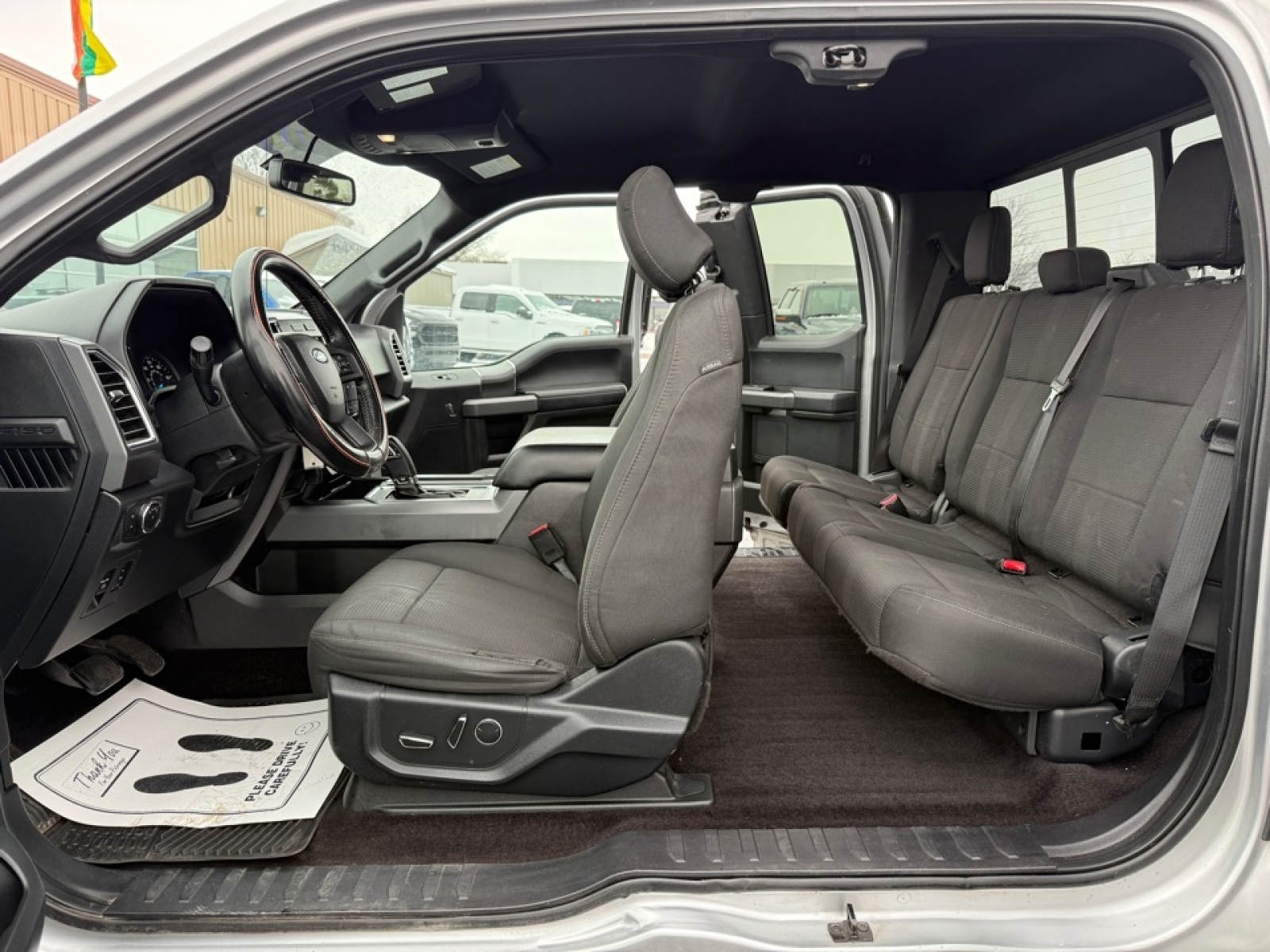 2016 Ford F-150 XLT, 38446Y, Photo
