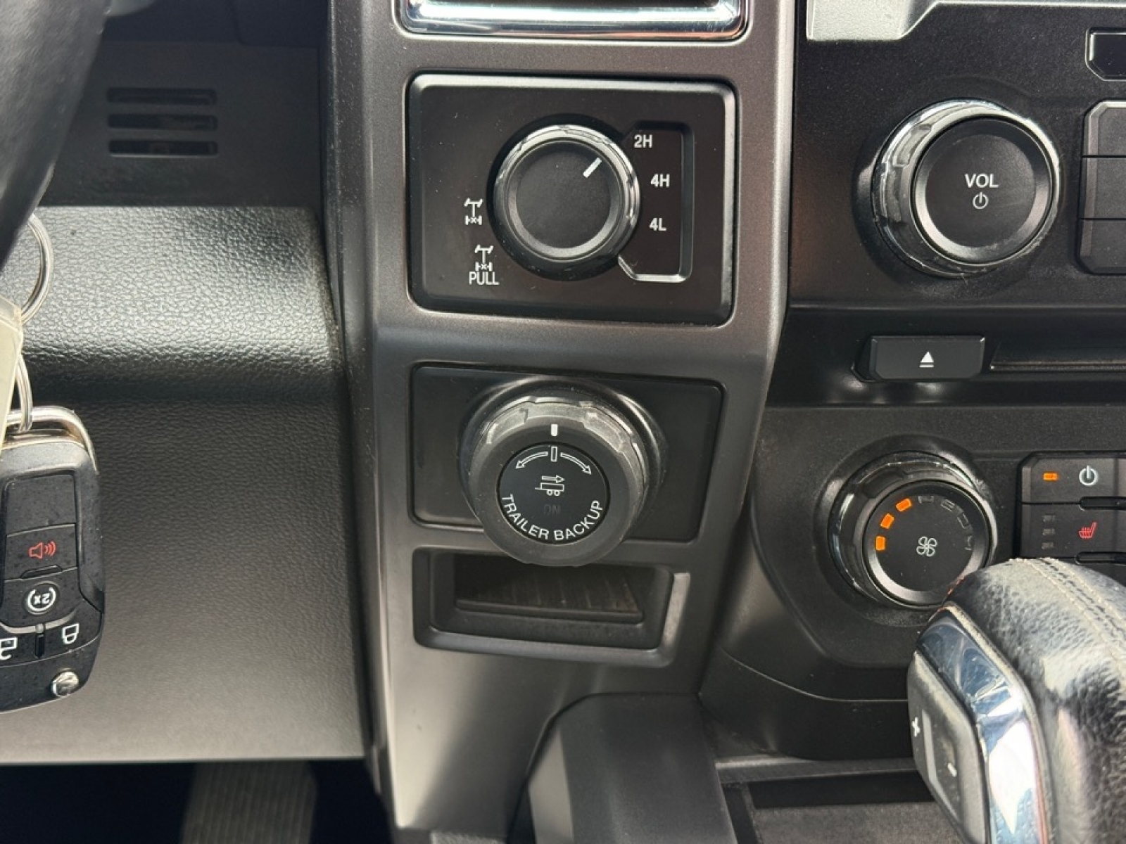 2016 Ford F-150 XLT, 38446Y, Photo