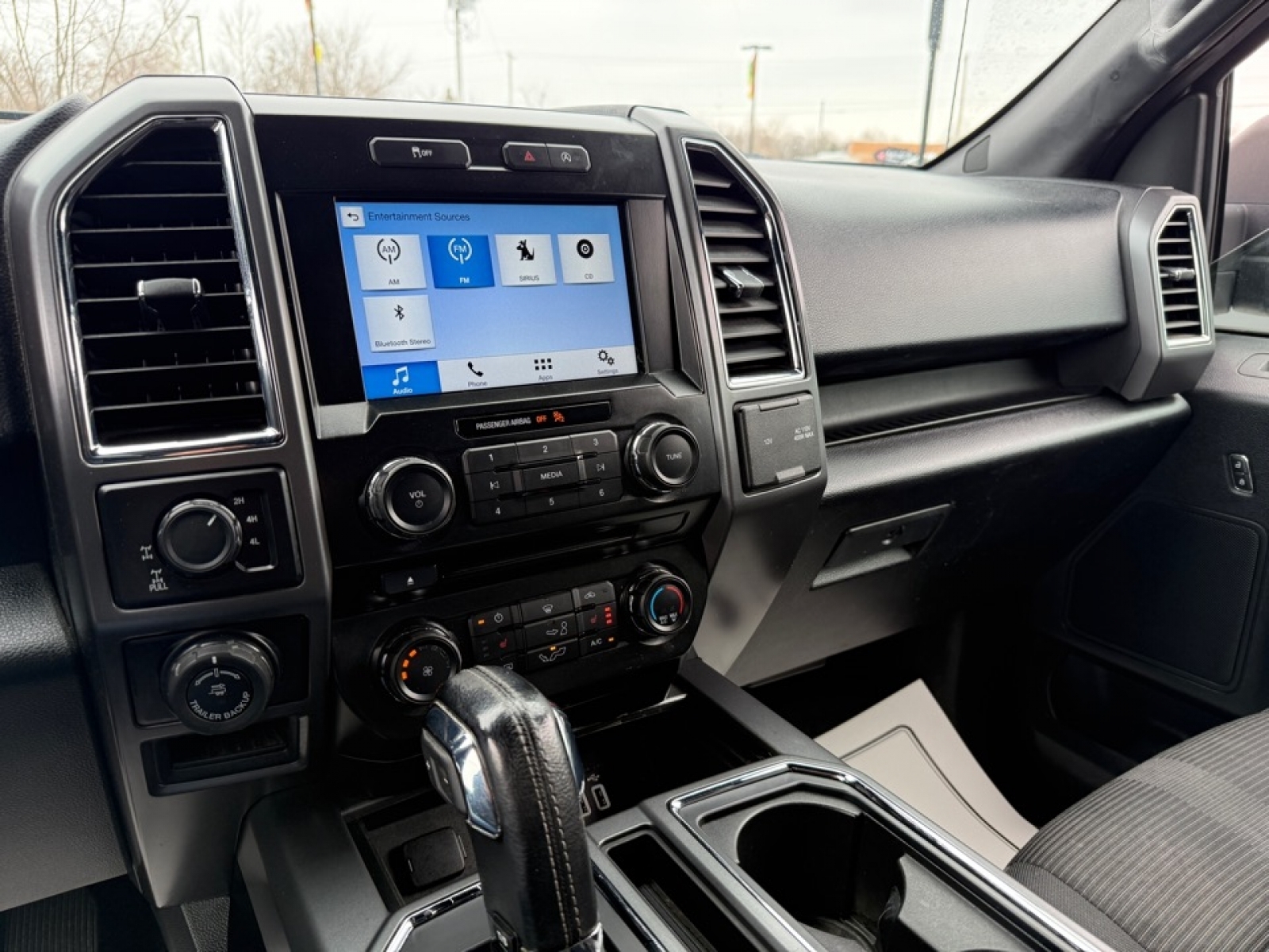 2016 Ford F-150 XLT, 38446Y, Photo