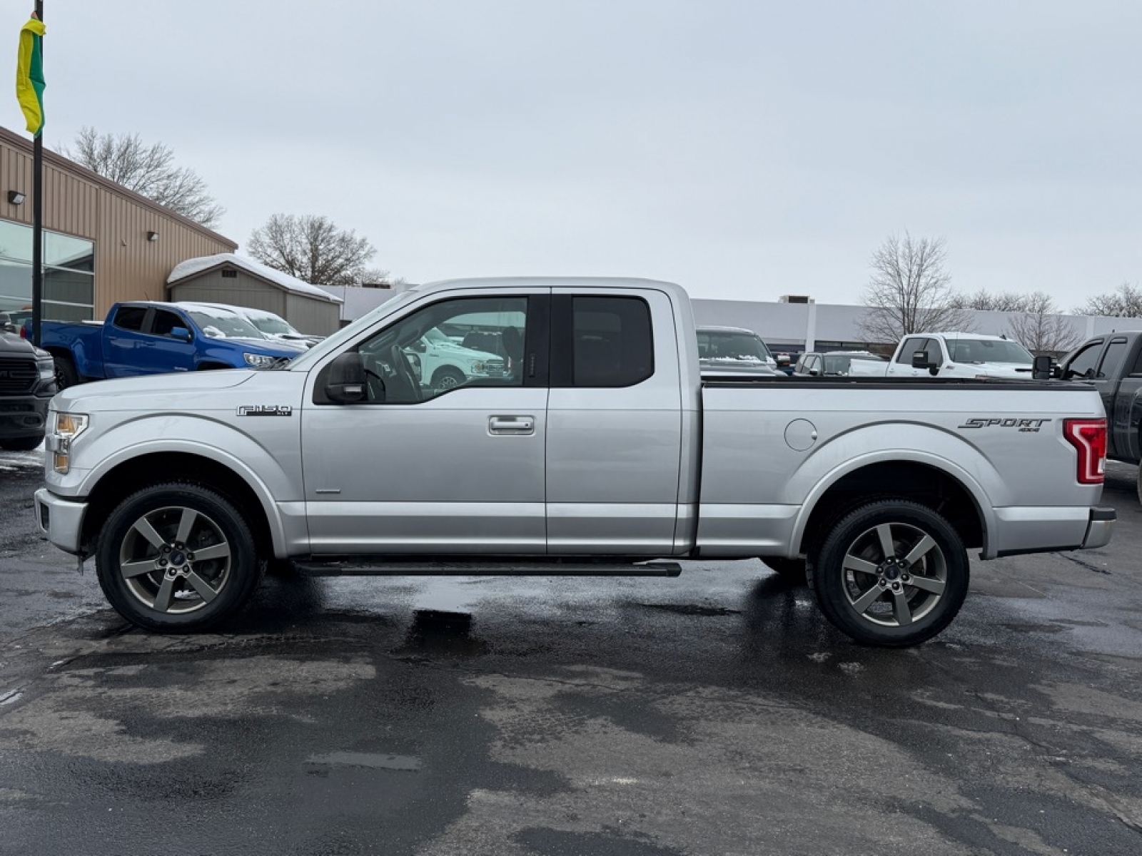 2016 Ford F-150 XLT, 38446Y, Photo