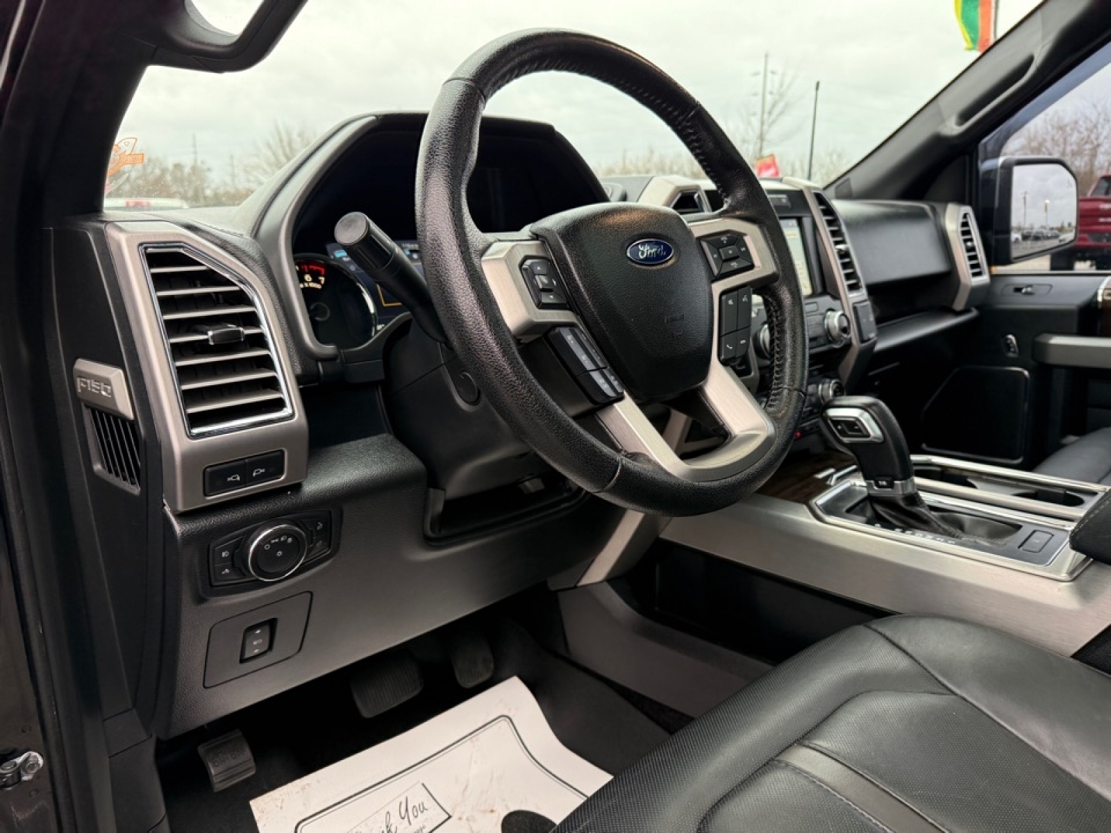 2016 Ford F-150 Platinum, 39062, Photo