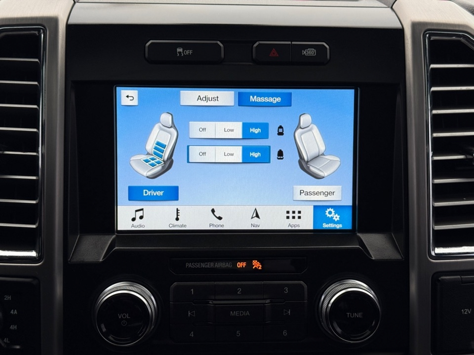 2016 Ford F-150 Platinum, 39062, Photo