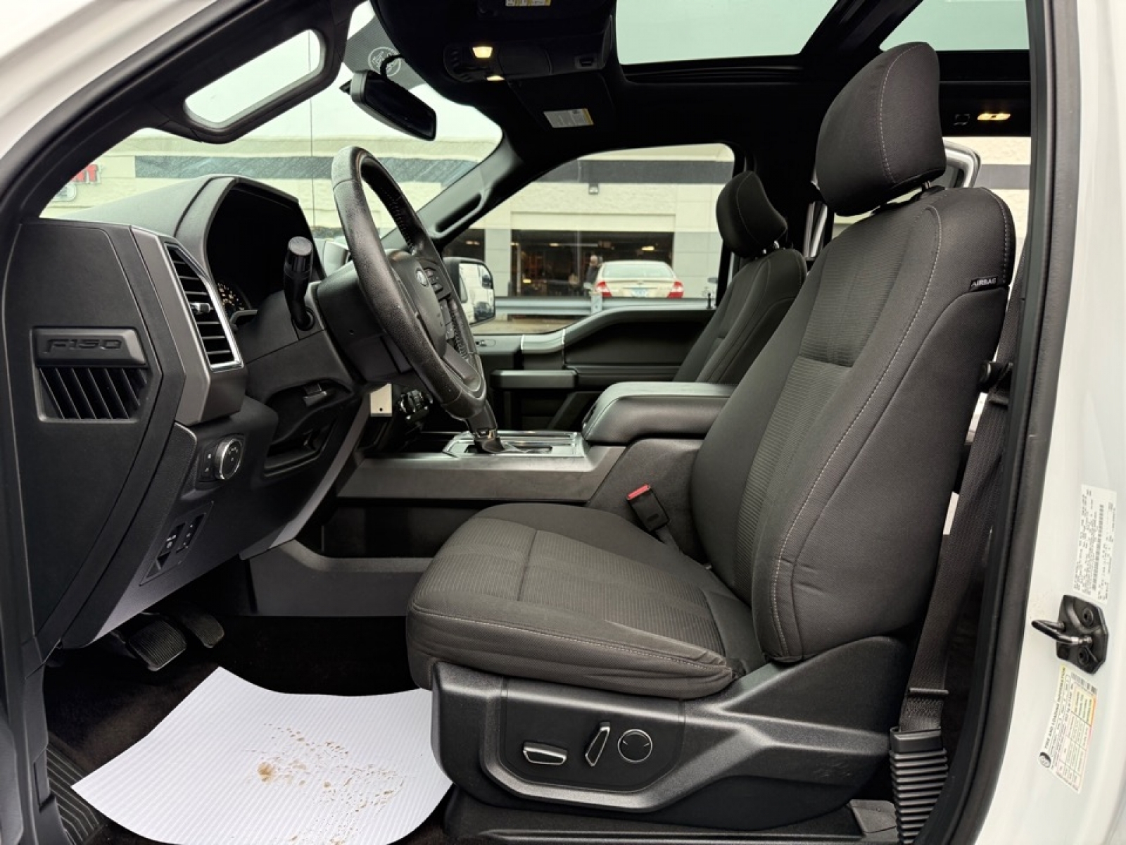 2016 Ford F-150 XLT, 39342, Photo