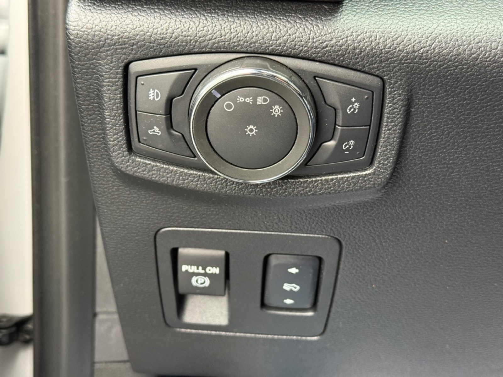 2016 Ford F-150 XLT, 39342, Photo