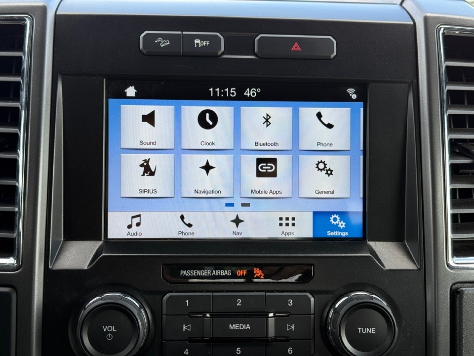 2016 Ford F-150 XLT, 39652, Photo