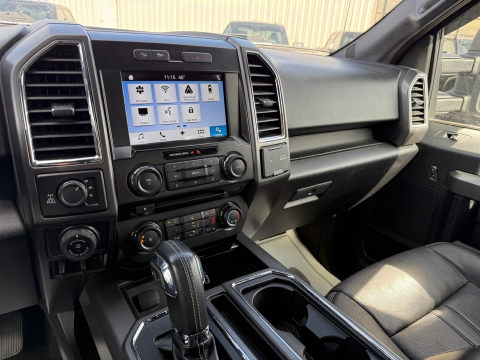 2016 Ford F-150 XLT, 39652, Photo