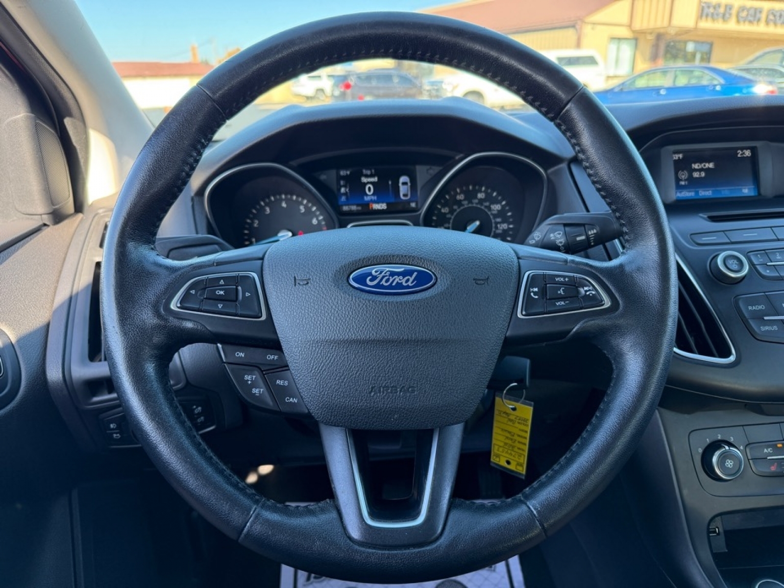 2016 Ford Focus SE, 39057, Photo