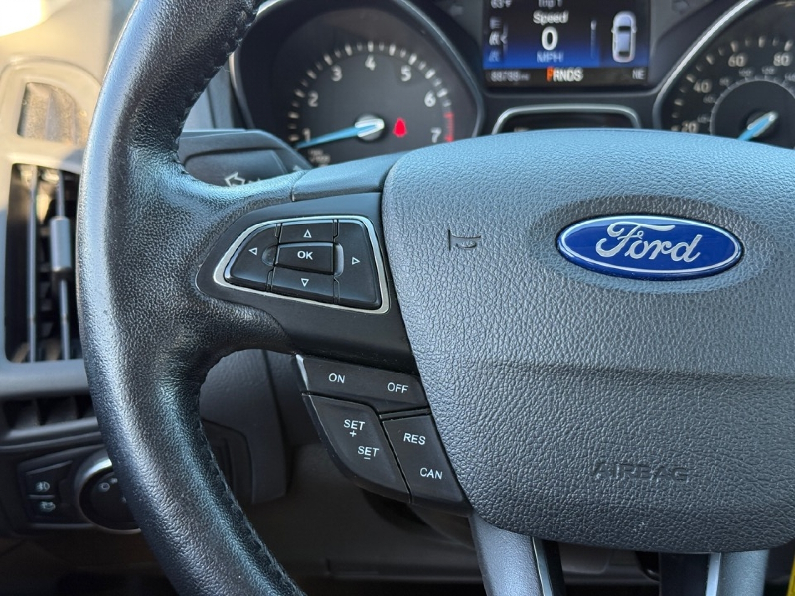 2016 Ford Focus SE, 39057, Photo