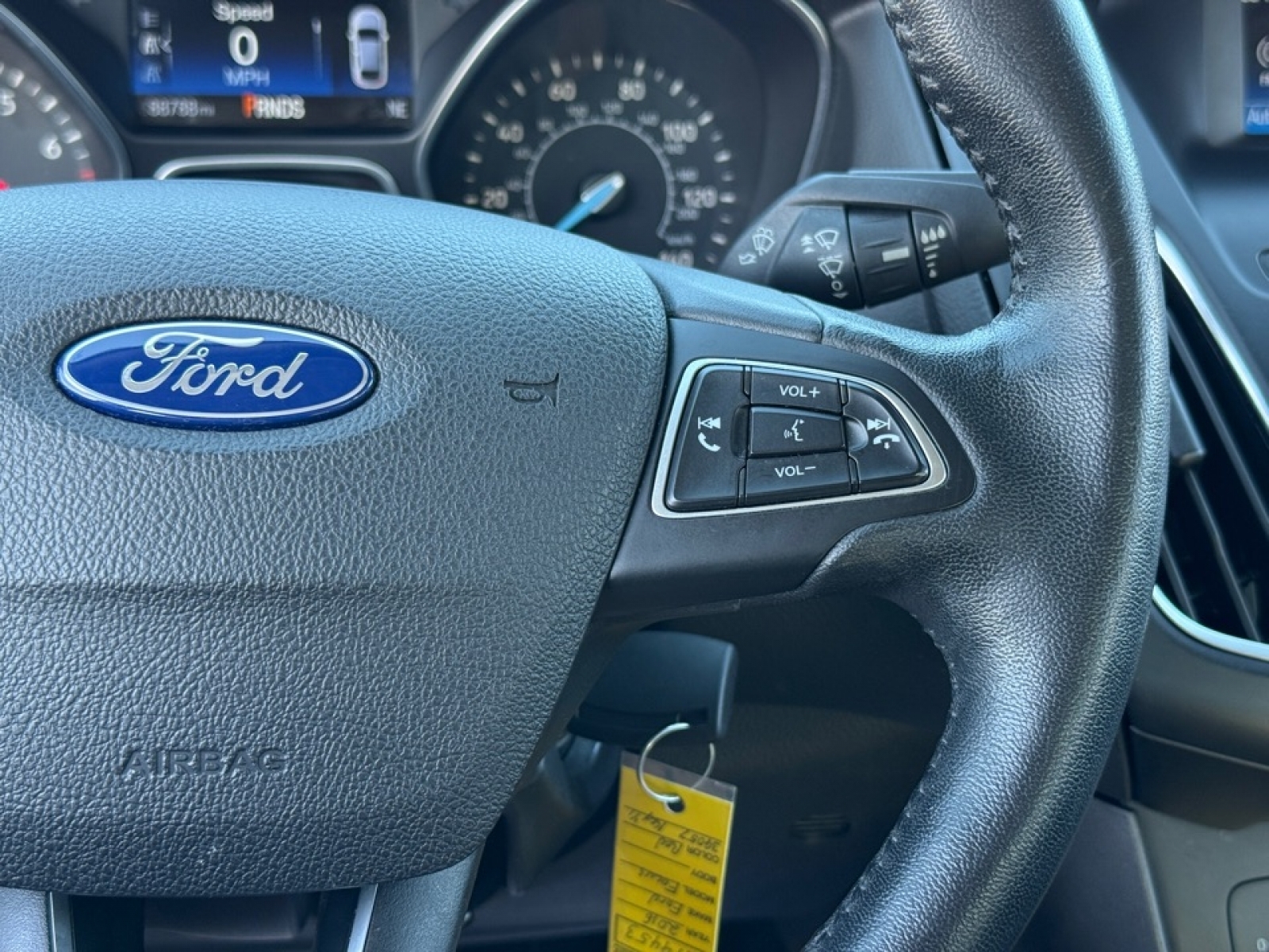2016 Ford Focus SE, 39057, Photo