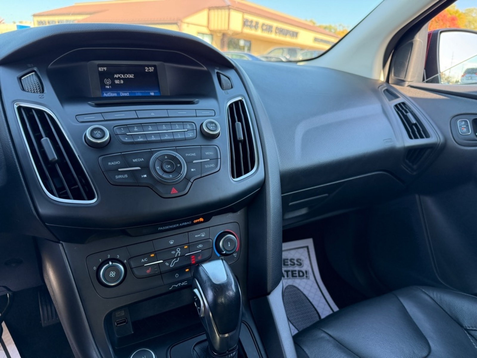 2016 Ford Focus SE, 39057, Photo