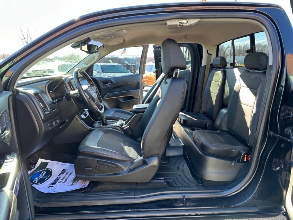 2016 GMC Canyon 4WD SLE, 36107, Photo