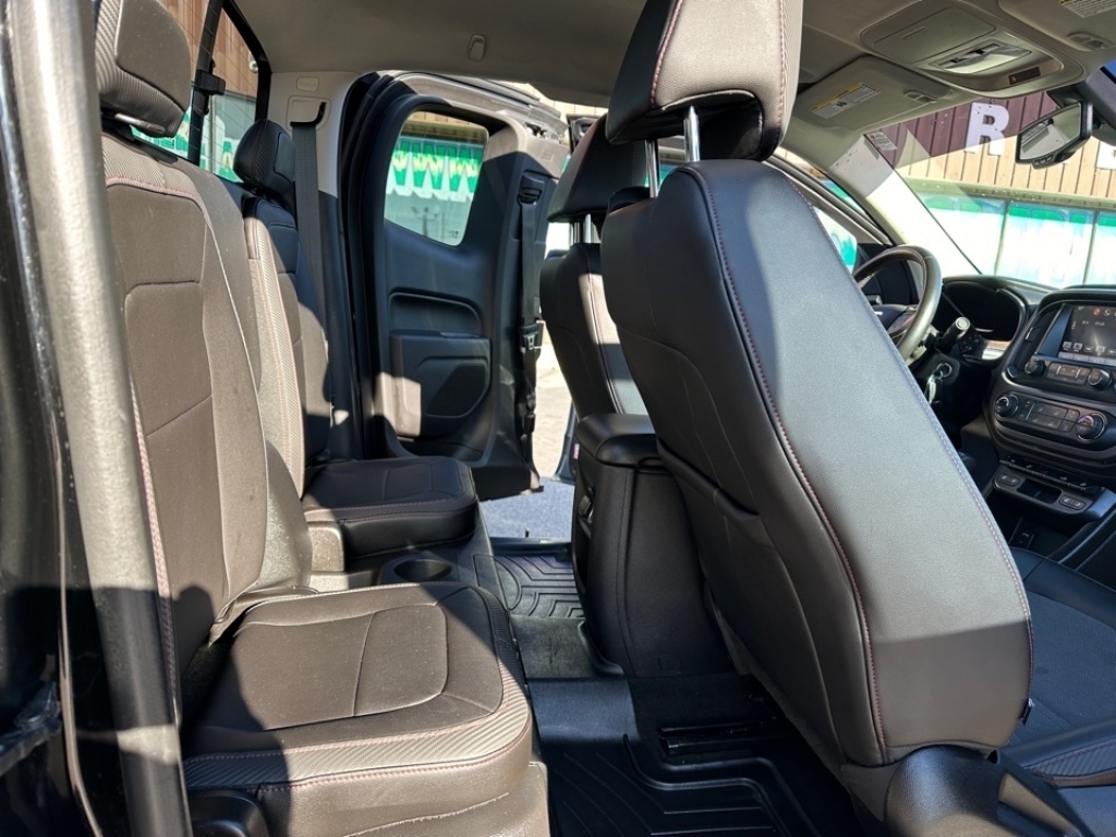 2016 GMC Canyon 4WD SLE, 36107, Photo