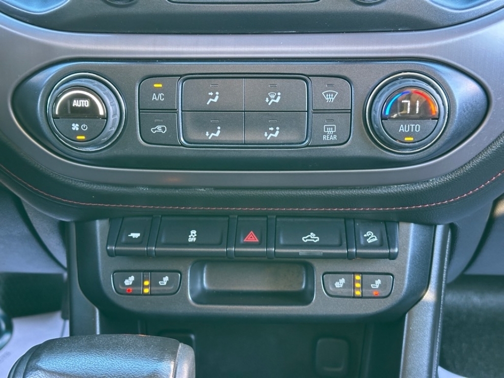 2016 GMC Canyon 4WD SLE, 36107, Photo