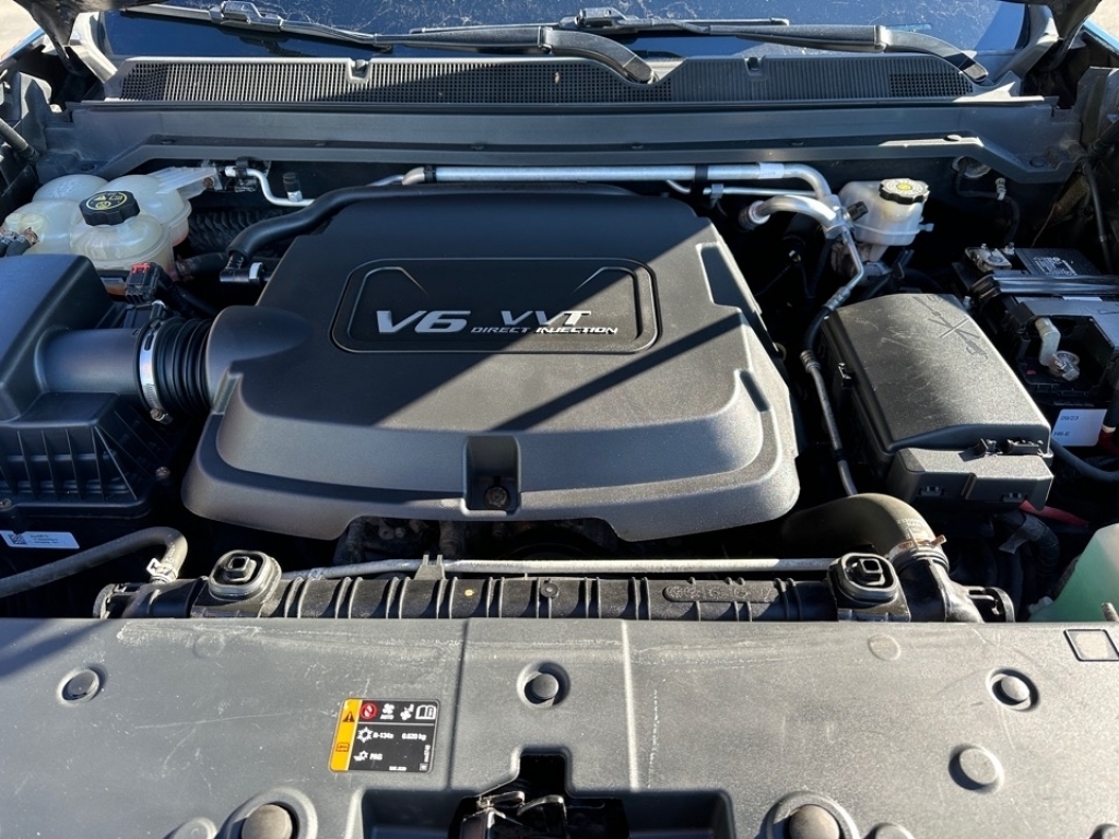 2016 GMC Canyon 4WD SLE, 36107, Photo