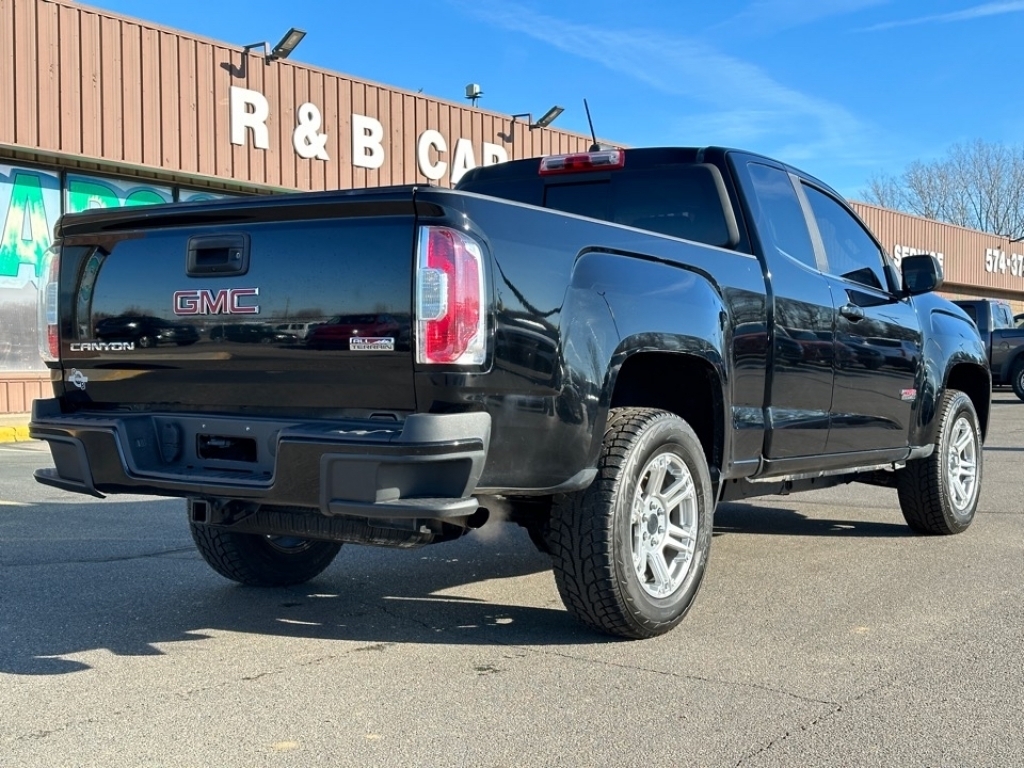 2016 GMC Canyon 4WD SLE, 36107, Photo
