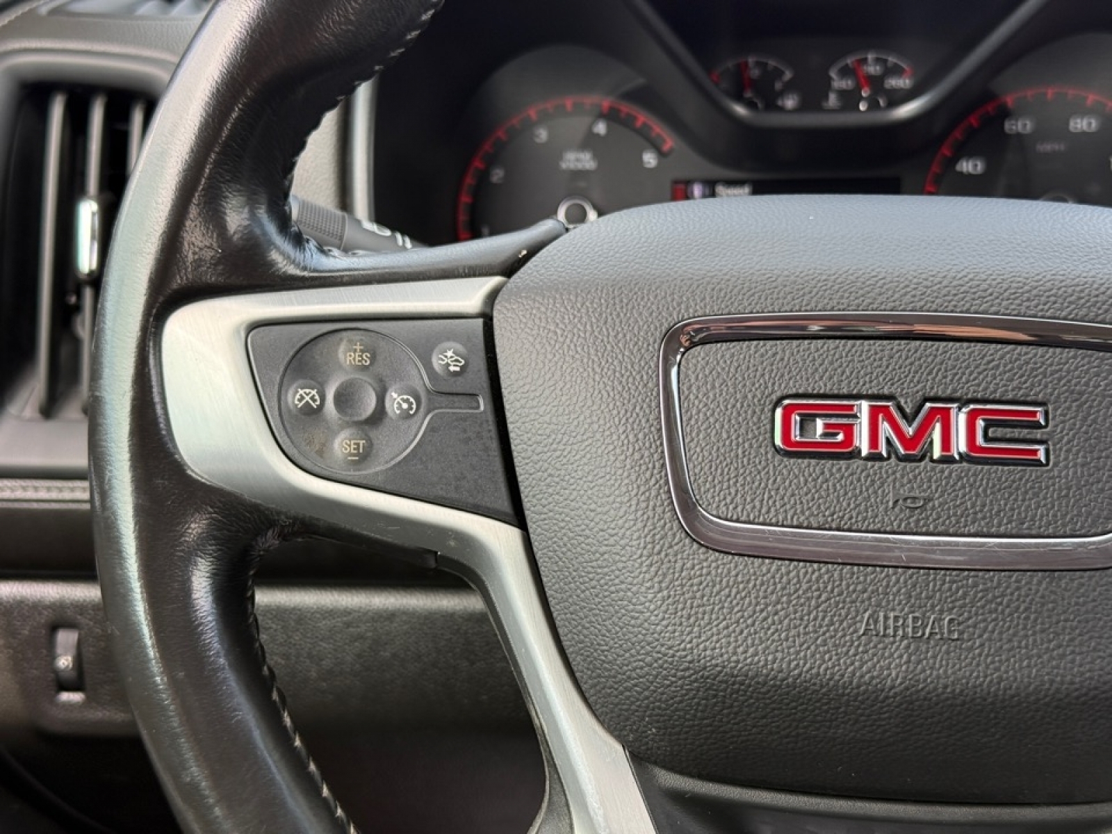 2016 GMC Canyon SLE, 39826, Photo