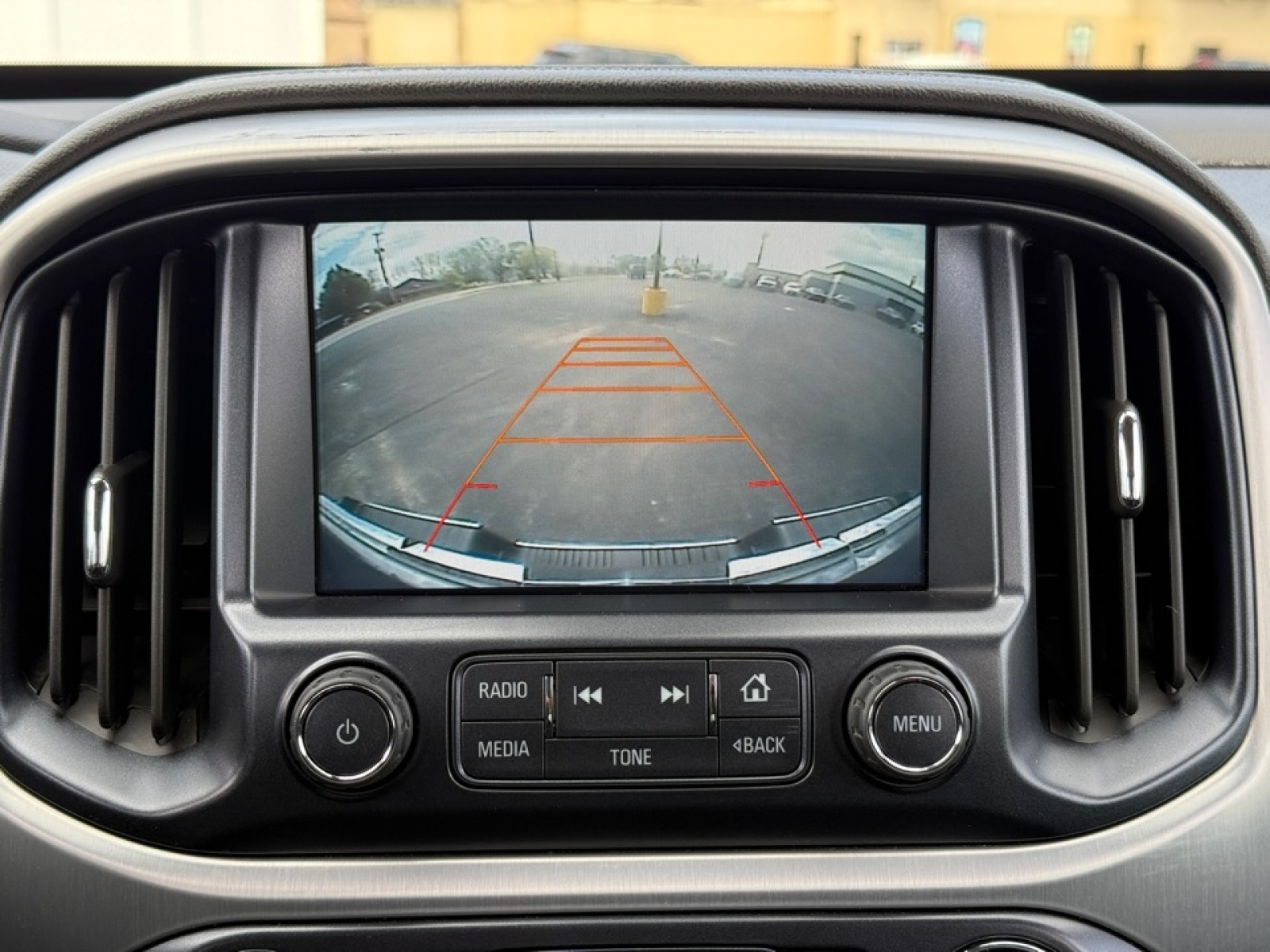 2016 GMC Canyon SLE, 39826, Photo