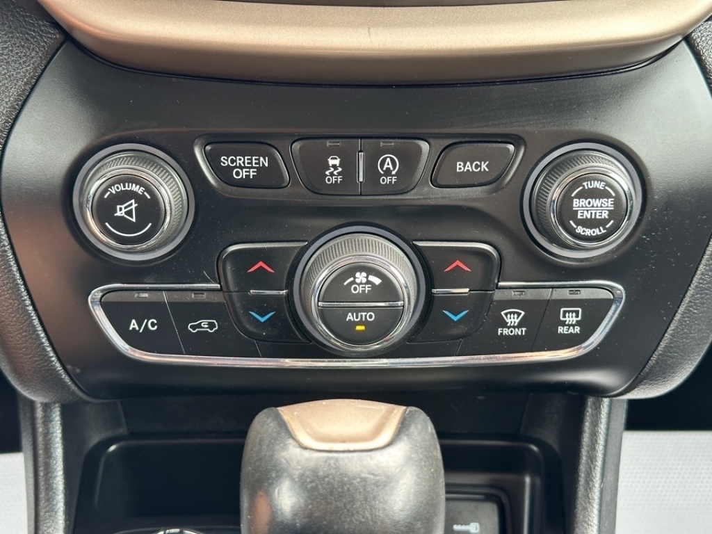 2016 Jeep Cherokee Limited, 39455A, Photo