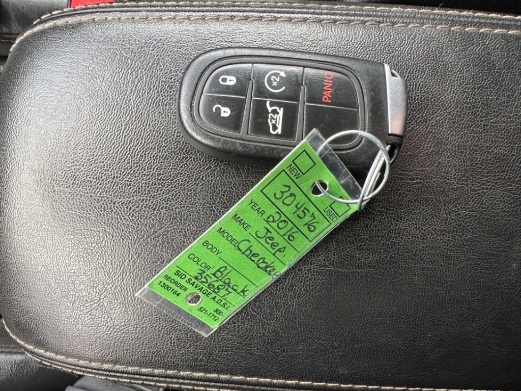 2016 Jeep Cherokee Limited, 39455A, Photo