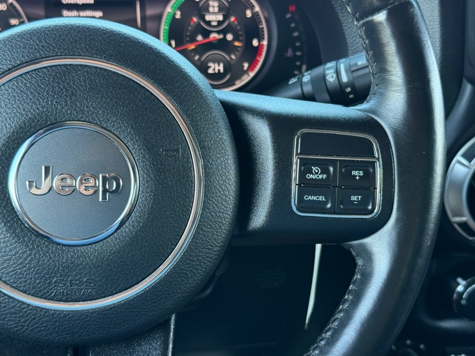 2016 Jeep Wrangler Rubicon photo 27