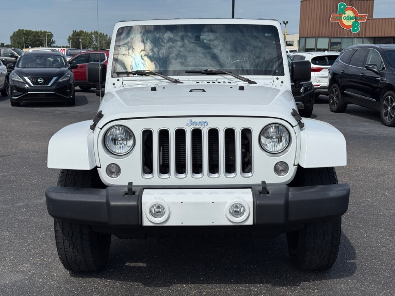 2016 Jeep Wrangler Unlimited Sahara photo 3